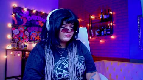 Mary online show from May 12, 2:31 am