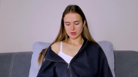 Mari online show from December 2, 7:32 am