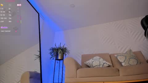  Mary  online show from September 14, 12:25 pm