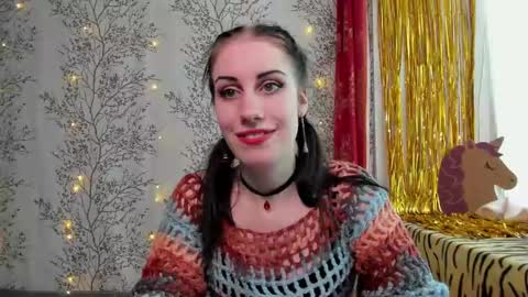 Snapshot of marylou_ chatting on January 24, 8:02 am Mary Lou online show from January 24, 8:02 am