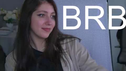 Mary Miller online show from November 11, 9:39 am