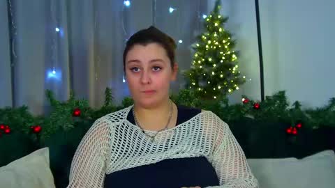 MaryMurrays online show from December 18, 8:19 am