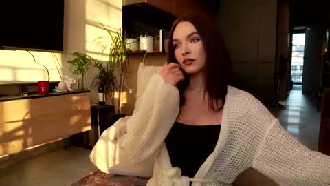 Marina online show from November 27, 2:20 pm