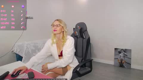 Mary online show from September 30, 6:57 pm