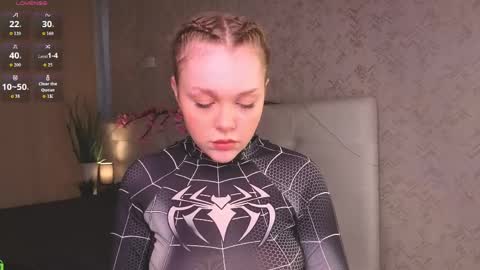 Mary online show from April 6, 9:21 am