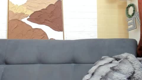 Scarlet  online show from December 3, 7:27 pm