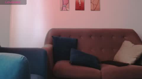   online show from May 4, 3:27 pm
