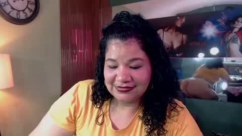 Snapshot of may_fk chatting on October 18, 5:32 am may_fk online show from October 18, 5:32 am
