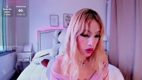 Mayajhons online show from November 16, 1:44 pm