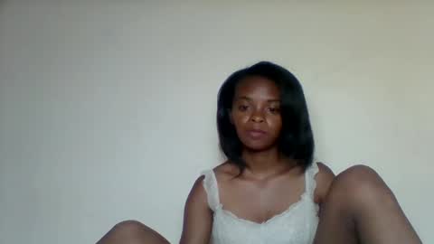 mayalabelle online show from November 3, 9:02 am