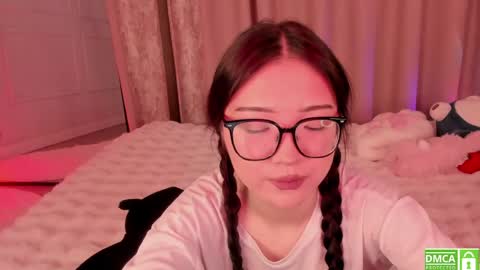 Erina online show from April 19, 8:03 am