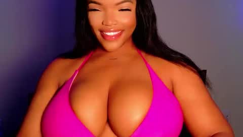 MayBabi online show from April 4, 8:40 pm