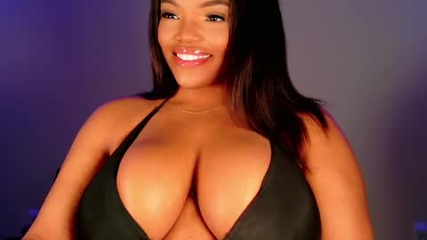 MayBabi online show from March 12, 10:37 am