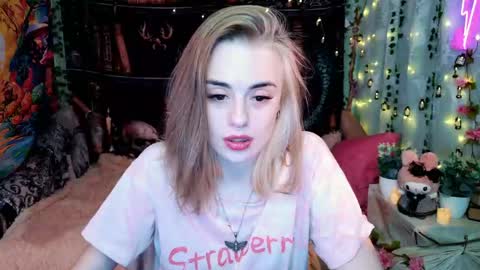 maybe_yours333 online show from May 25, 1:21 pm