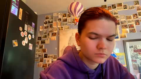 Rose online show from April 9, 6:19 am