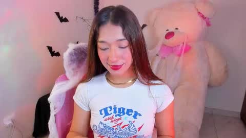 may online show from October 25, 9:43 pm