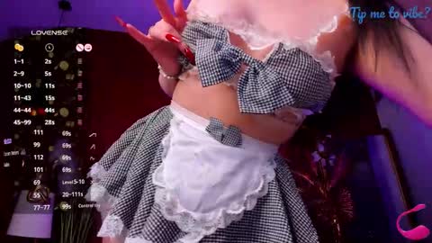 MayaLevi online show from December 16, 9:20 pm