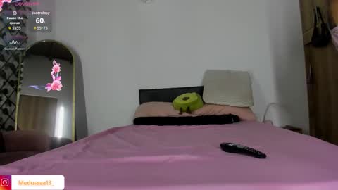 medussa13 online show from February 25, 12:04 pm