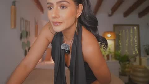 Snapshot of meegan1 chatting on October 23, 12:33 pm Andrea online show from October 23, 12:33 pm