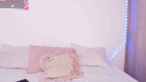 megan online show from December 5, 6:46 am