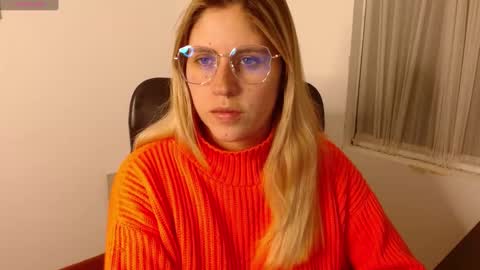 Snapshot of meganlk chatting on March 4, 4:41 pm MEGAN online show from March 4, 4:41 pm