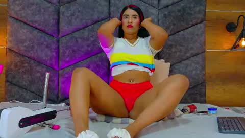 MEGAN online show from June 18, 3:08 am