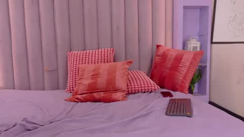 MEGAN online show from May 13, 3:01 am