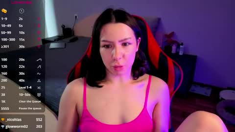 meganluss online show from April 11, 7:45 am