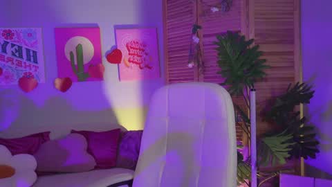 megan online show from April 1, 5:32 pm