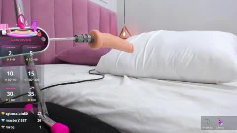 Megan  online show from November 20, 8:54 pm