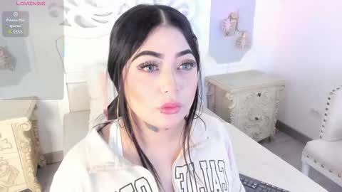 Snapshot of meganstar__ chatting on October 21, 11:36 am Megan online show from October 21, 11:36 am