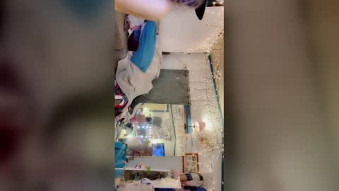 MegaTinyyy online show from February 4, 7:55 am