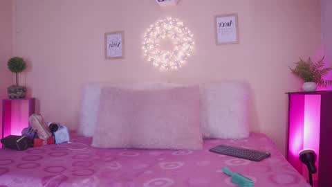 Meggie 1J online show from November 12, 11:36 pm