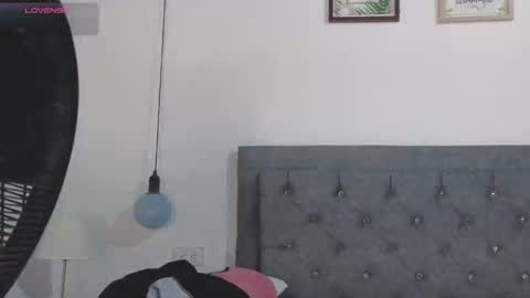 Meghan  online show from November 4, 8:25 pm