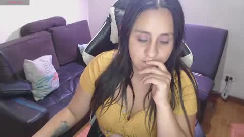 mel raise online show from July 15, 12:04 am