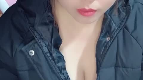 mela7386 online show from January 6, 6:22 pm