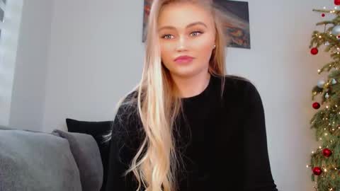 Melania online show from January 14, 1:16 pm