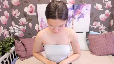 Melanie online show from October 8, 9:24 am