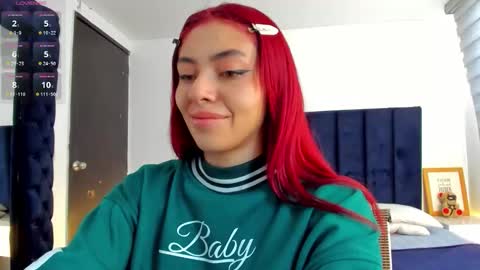 Melanie roux  online show from March 25, 12:41 pm