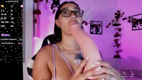 Melanie online show from January 15, 1:33 am