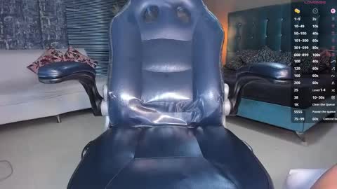        online show from November 10, 2:34 pm