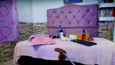 Melanny taylor online show from March 26, 10:22 pm