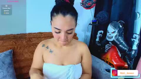    Independent model online show from November 3, 2:37 am