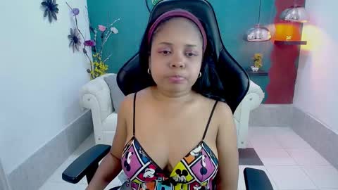 eli online show from February 25, 7:45 pm