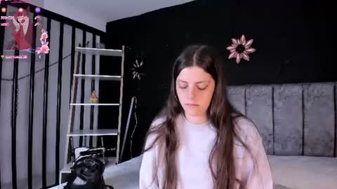 Melissa online show from June 27, 2:01 pm