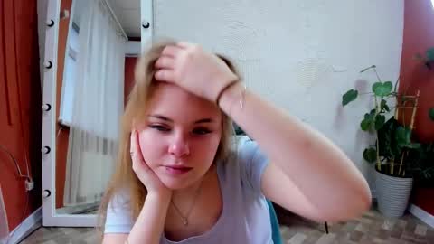 Sophia online show from November 25, 5:42 am