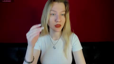 melissa_moooree online show from September 24, 8:13 am