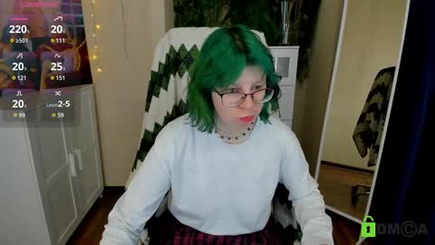 Melissa online show from February 13, 9:50 pm