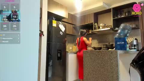 mellanie online show from September 25, 1:10 pm