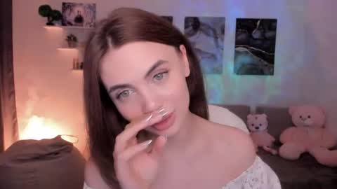 Tessa online show from July 17, 5:23 am